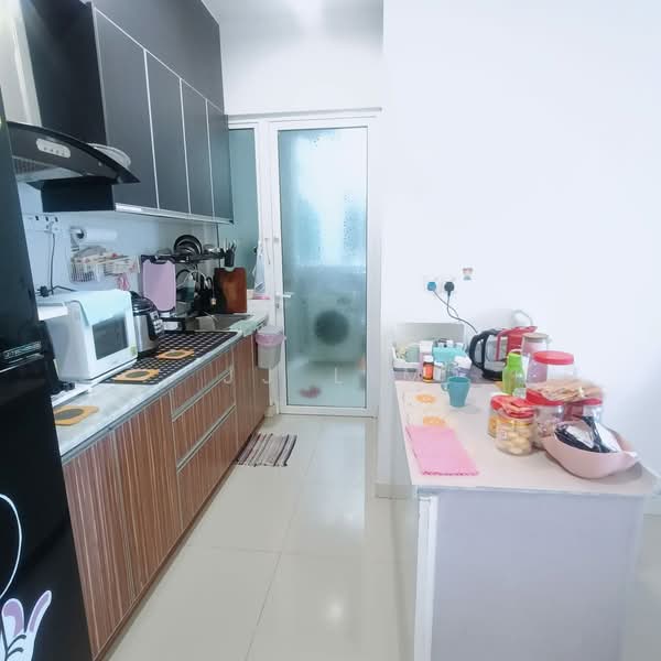 Kondominium untuk Disewa di Scenaria @ North Kiara Hills - JJ Lim - Kitchen - PropertyGuru.com.my