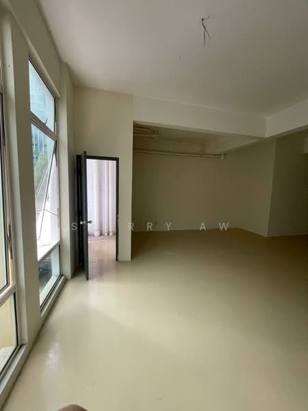 Pejabat untuk Disewa di Bandar Putra Permai (Seri Kembangan) - Sherry Aw - Interior - PropertyGuru.com.my
