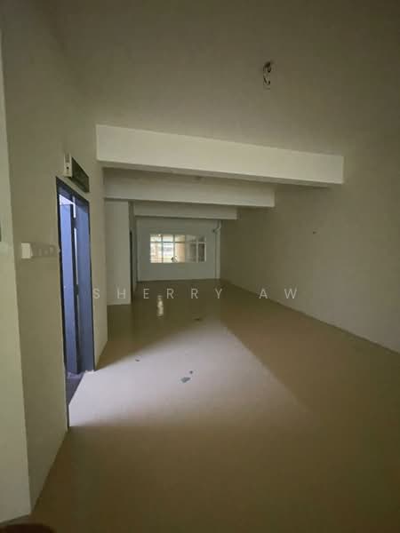 Pejabat untuk Disewa di Bandar Putra Permai (Seri Kembangan) - Sherry Aw - Interior - PropertyGuru.com.my