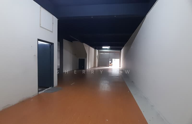 Pejabat untuk Disewa di Bandar Putra Permai (Seri Kembangan) - Sherry Aw - Interior - PropertyGuru.com.my
