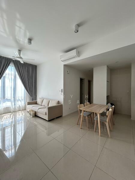 The Maple Residences untuk Untuk Disewa - RM 3,000 /bulan, Mac 2026 - Living Room - PropertyGuru.com.my