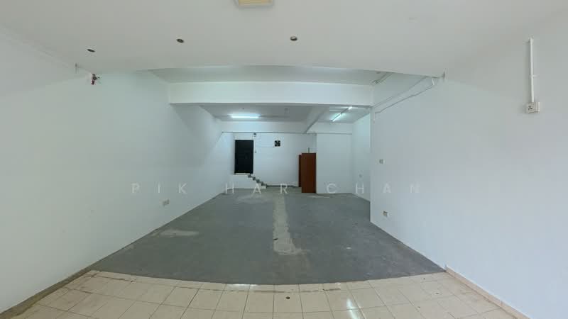 Kedai untuk Disewa di Taman Desa (Kuala Lumpur) - Pik Har Chan - Interior - PropertyGuru.com.my