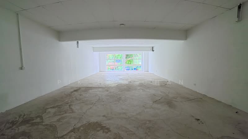 Kedai untuk Disewa di Taman Desa (Kuala Lumpur) - Pik Har Chan - Interior - PropertyGuru.com.my