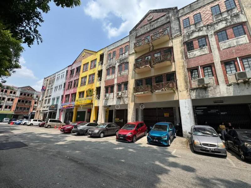 Shop for Sale in Bandar Indahpura (Kulai) - Yucong . - Exterior - PropertyGuru.com.my