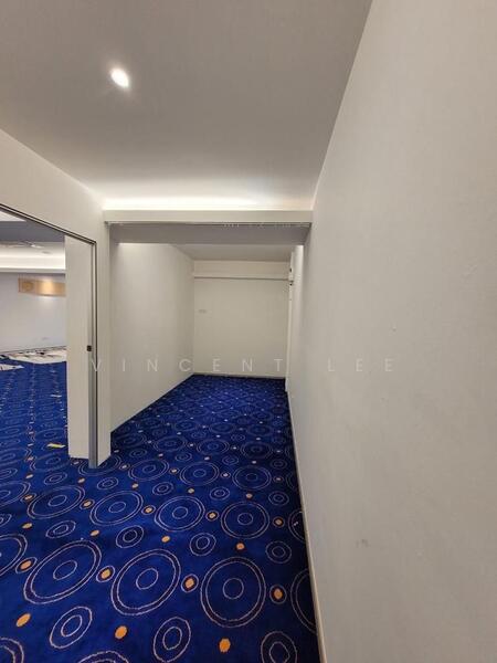 Shop for Sale in Bandar Botanic (Klang) - Vincent Lee - Corridor - PropertyGuru.com.my