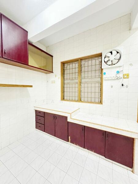2-storey Terraced House for Sale in Jinjang (Kuala Lumpur) - Tiffany Meng - Kitchen - PropertyGuru.com.my
