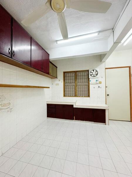 2-storey Terraced House for Sale in Jinjang (Kuala Lumpur) - Tiffany Meng - Kitchen - PropertyGuru.com.my