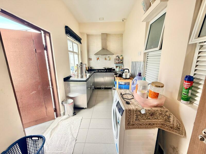 Semi-Detached House for Sale in Greenhill Residence (Shah Alam) - Fauzi Abdullah - Kitchen - PropertyGuru.com.my