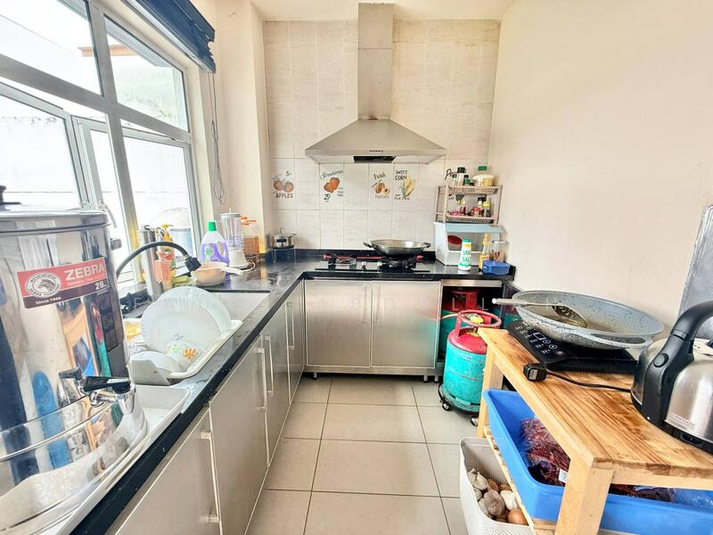 Semi-Detached House for Sale in Greenhill Residence (Shah Alam) - Fauzi Abdullah - Kitchen - PropertyGuru.com.my