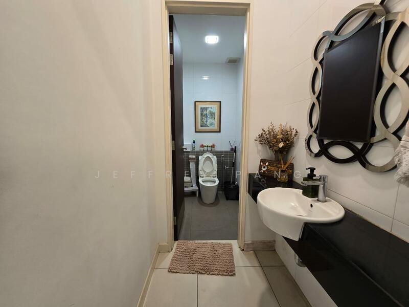 Twin Palms @ Sungai Long untuk Untuk Dijual - RM 2,200,000, Apr 2026 - Bathroom - PropertyGuru.com.my