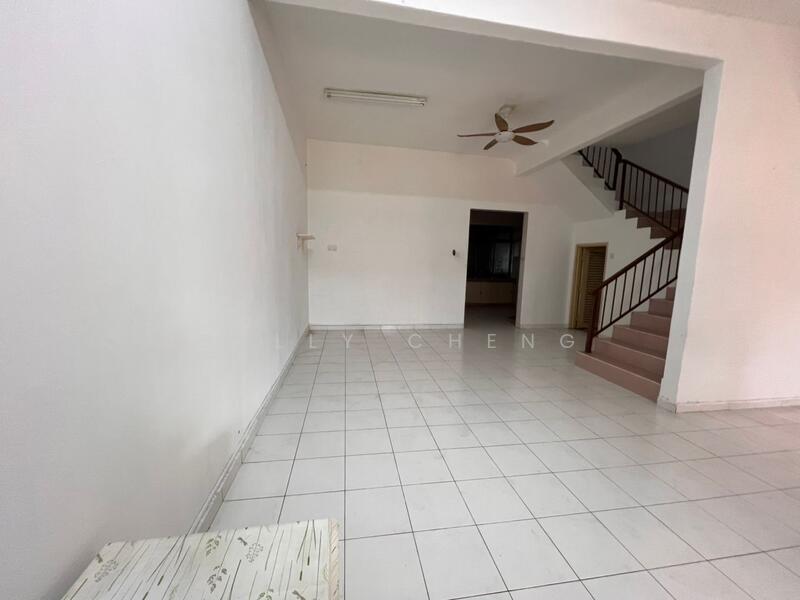 2-storey Terraced House for Sale in Kulai (Johor) - Sally Cheng - Living Room - PropertyGuru.com.my
