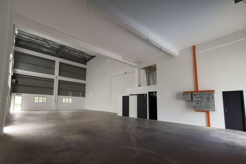 2 Adjoining Unit Palmera Industrial Park SemiD Light Industry For Rent untuk Untuk Disewa - RM 13,000 /bulan, Feb 2026 - Interior - PropertyGuru.com.my