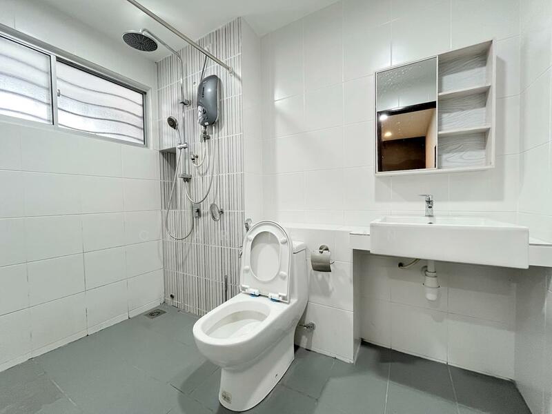 2-storey Terraced House for Rent in Kota Bayuemas (Klang) - Charlie Gan - Bathroom - PropertyGuru.com.my