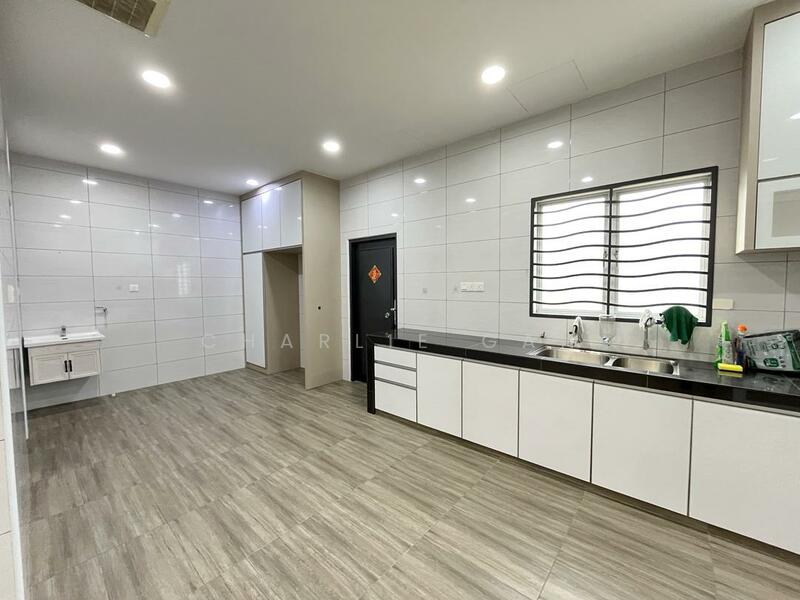 2-storey Terraced House for Rent in Kota Bayuemas (Klang) - Charlie Gan - Kitchen - PropertyGuru.com.my