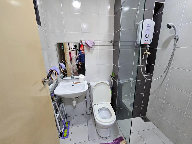 Semi-Detached House for Sale in Bandar Sungai Long (Selangor) - Jeffrey Pang - Bathroom - PropertyGuru.com.my