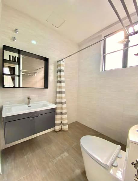 Apartment for Sale at Mahkota Hotel Melaka - Nicole Yeo - Bathroom - PropertyGuru.com.my