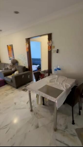 Apartment for Rent at Pangsapuri D’ Kiara - Felicia Poh - Dining Area - PropertyGuru.com.my