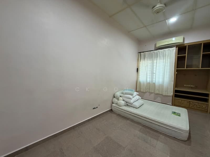 Rumah Teres 2 Tingkat untuk Dijual di Bayan Lepas (Penang) - CK Goh - Bedroom - PropertyGuru.com.my