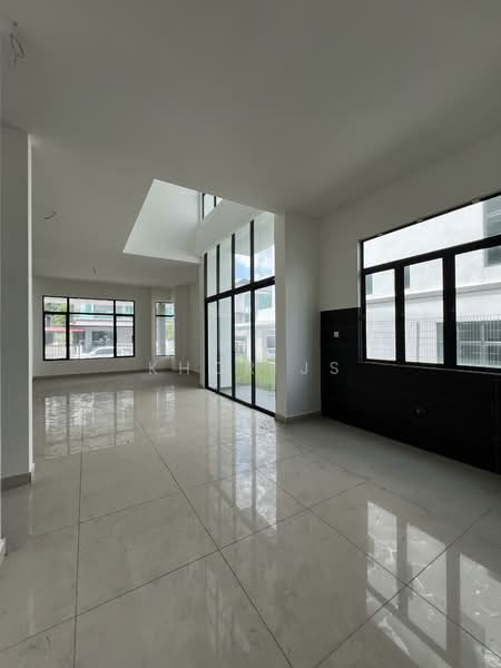 Semi-Detached House for Sale in Taman Puncak Saujana (Kajang) - Khor JS - Living Room - PropertyGuru.com.my