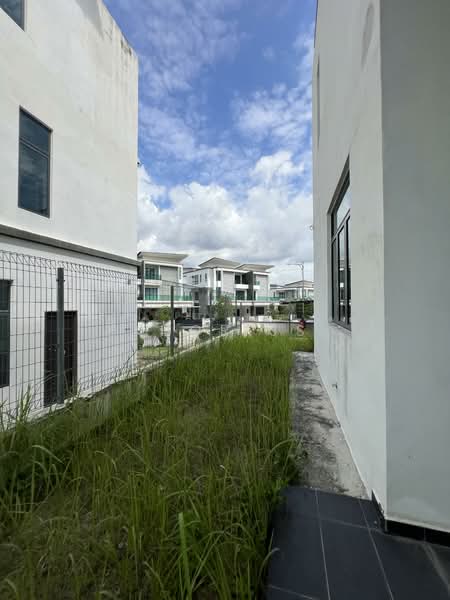 Semi-Detached House for Sale in Taman Puncak Saujana (Kajang) - Khor JS - PropertyGuru.com.my