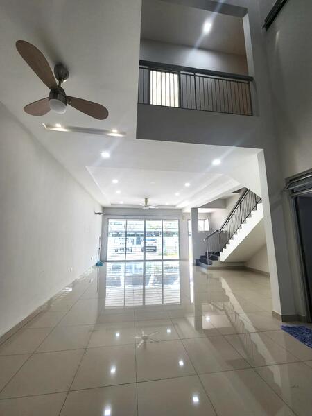 2-storey Terraced House for Rent in Bandar Rimbayu (Telok Panglima Garang) - CHOW XINNI - Living Room - PropertyGuru.com.my