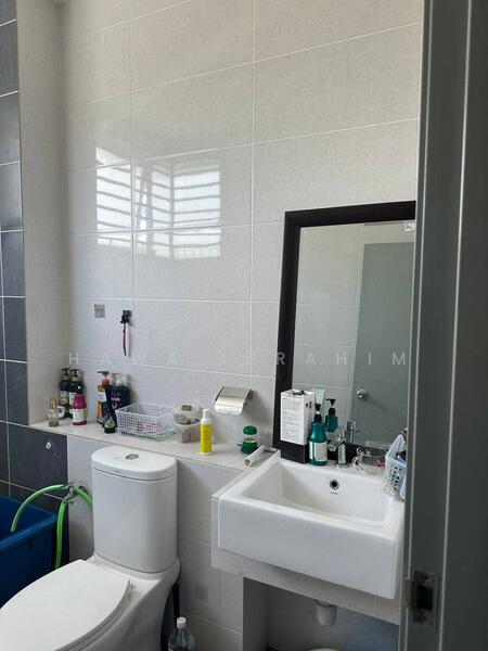 2-storey Terraced House for Sale in Seremban 2 (Negeri Sembilan) - Hawa Ibrahim - Bathroom - PropertyGuru.com.my