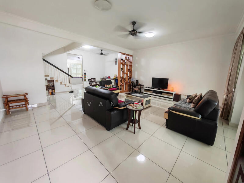 Rumah Teres 2 Tingkat untuk Dijual di TAMAN PUCHONG UTAMA (Puchong) - Evan Goh - Living Room - PropertyGuru.com.my
