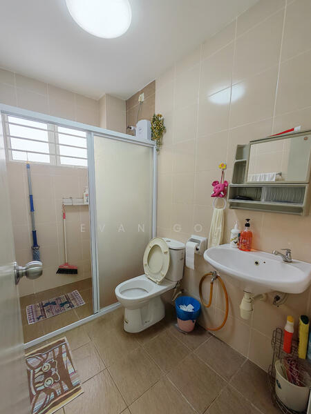 Rumah Teres 2 Tingkat untuk Dijual di TAMAN PUCHONG UTAMA (Puchong) - Evan Goh - Bathroom - PropertyGuru.com.my