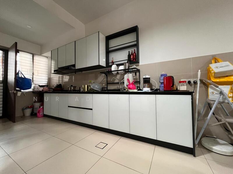 Terraced House for Sale in Elmina (Shah Alam) - Nur Adibah Ishak - Kitchen - PropertyGuru.com.my