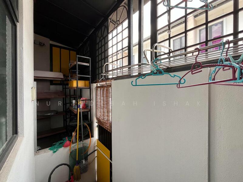 Terraced House for Sale in Elmina (Shah Alam) - Nur Adibah Ishak - Balcony - PropertyGuru.com.my
