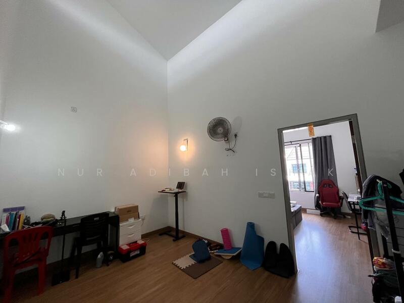 Terraced House for Sale in Elmina (Shah Alam) - Nur Adibah Ishak - Study - PropertyGuru.com.my