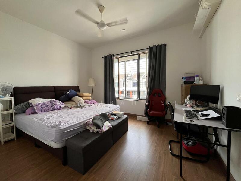 Terraced House for Sale in Elmina (Shah Alam) - Nur Adibah Ishak - Bedroom - PropertyGuru.com.my