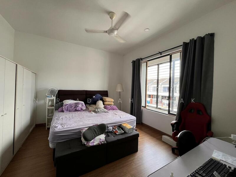 Terraced House for Sale in Elmina (Shah Alam) - Nur Adibah Ishak - Bedroom - PropertyGuru.com.my