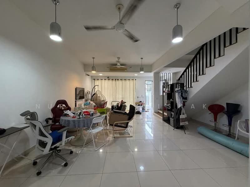 Terraced House for Sale in Elmina (Shah Alam) - Nur Adibah Ishak - Living Room - PropertyGuru.com.my