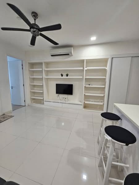 Camellia Serviced Suites untuk Untuk Dijual - RM 450,000, Apr 2026 - Living Room - PropertyGuru.com.my