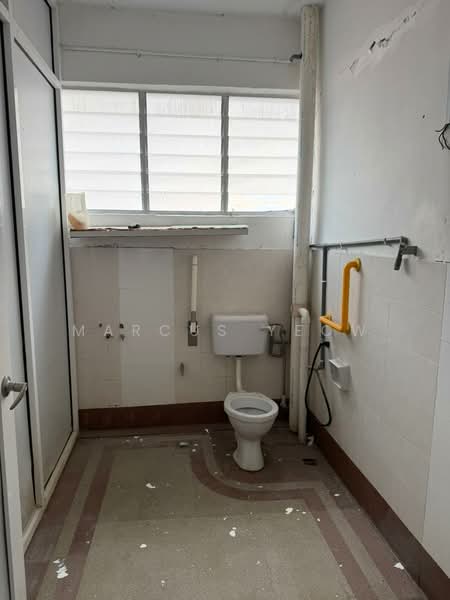 Banglo Komersial untuk Dijual di Taman Bukit Delima (Seremban) - Marcus Yeow - Bathroom - PropertyGuru.com.my
