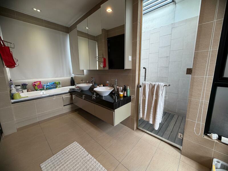 Twin Palms @ Sungai Long untuk Untuk Dijual - RM 2,500,000, Apr 2026 - Bathroom - PropertyGuru.com.my