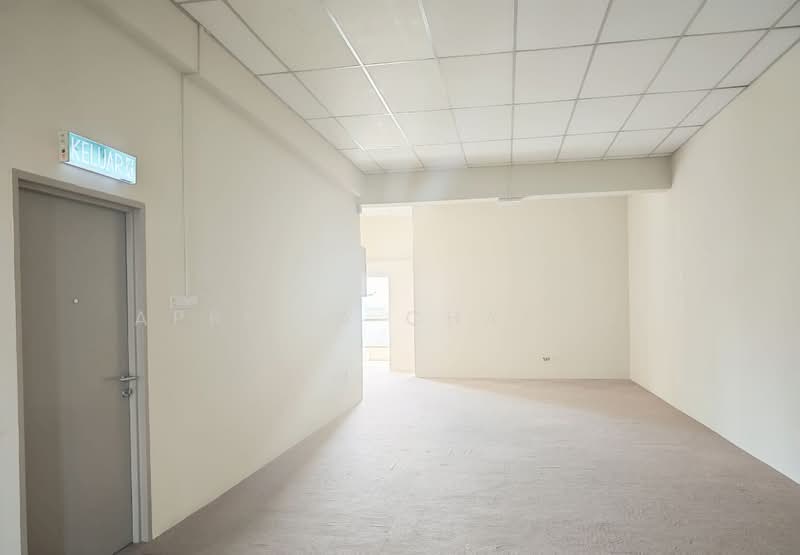 Shop for Rent in Taman Sutera Utama (Skudai) - APRILIA CHAYADI - Interior - PropertyGuru.com.my