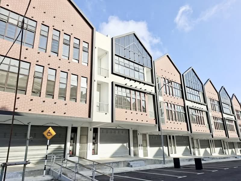 Shop for Rent in Taman Sutera Utama (Skudai) - APRILIA CHAYADI - Exterior - PropertyGuru.com.my