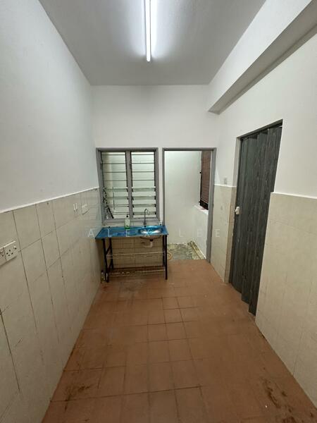 Untuk Disewa - Taman Tenaga