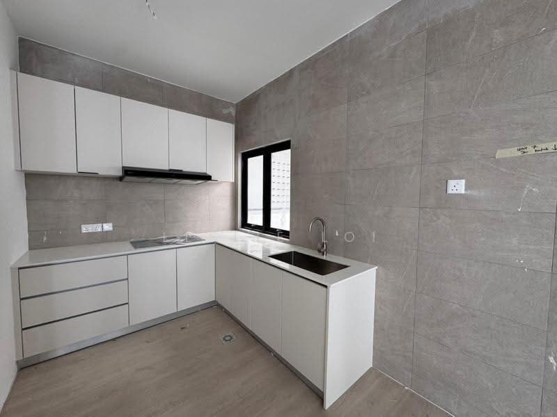 Kediaman Servis untuk Dijual di The Banquet Residence - Leslie Loi - Kitchen - PropertyGuru.com.my
