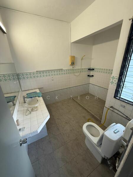 For Sale - Well Maintain 2sty Semi D House Lebuh Rambai 3000sf Land Paya Terubong