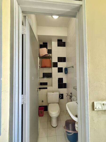 Service Residence for Sale at The Sky Executive Suites - Jesserine Neo - Bathroom - PropertyGuru.com.my