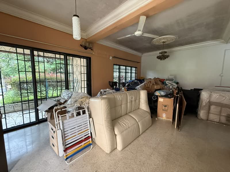 Rumah Berkembar untuk Dijual di Taman Paramount (Petaling Jaya) - Joey Wong - Living Room - PropertyGuru.com.my