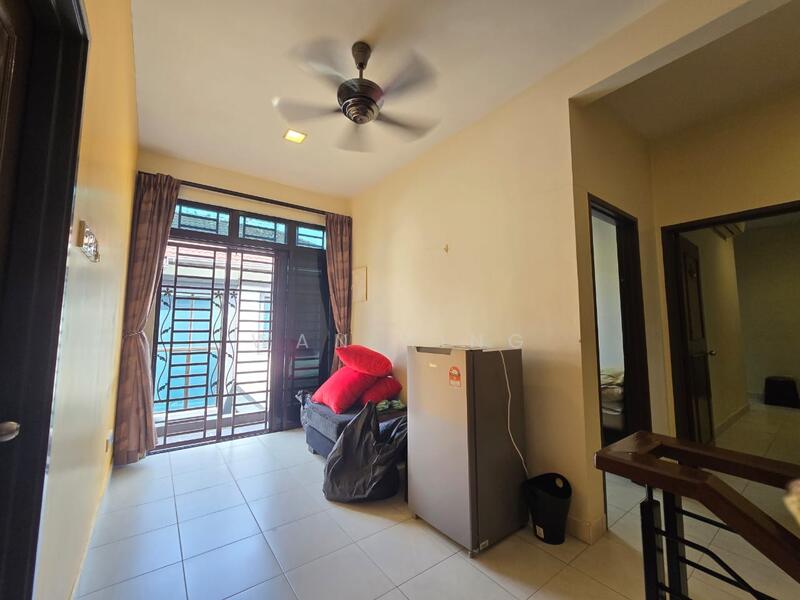Legend Brown Adda height untuk Untuk Dijual - RM 1,200,000, Mac 2026 - Living Room - PropertyGuru.com.my