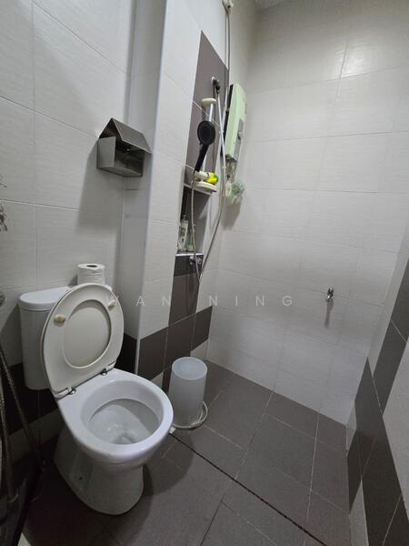Legend Brown Adda height untuk Untuk Dijual - RM 1,200,000, Mac 2026 - Bathroom - PropertyGuru.com.my