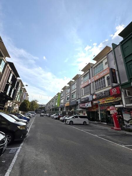 Shop for Sale in Pusat Perdagangan Danga Utama (Johor Bahru) - YUYIN POH - Exterior - PropertyGuru.com.my