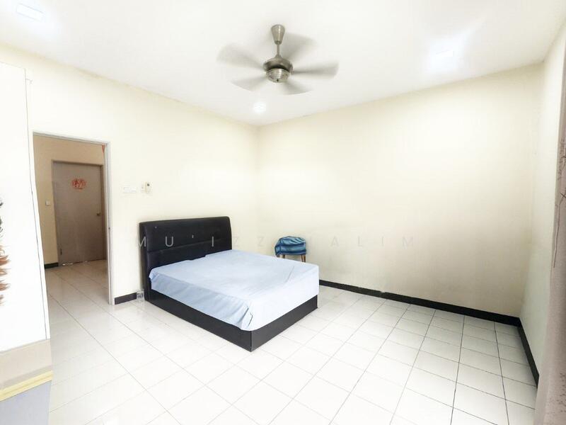 2-storey Terraced House for Sale in Sungai Buloh (Selangor) - Mu'izz Halim - PropertyGuru.com.my