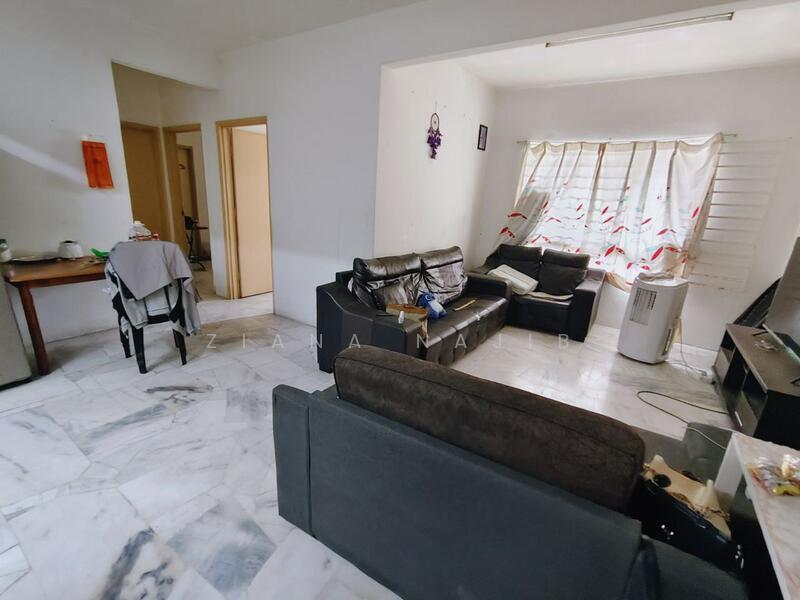 Living Room Apartment kasih puncak alam