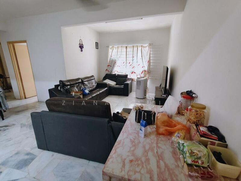 Living Room Apartment kasih puncak alam
